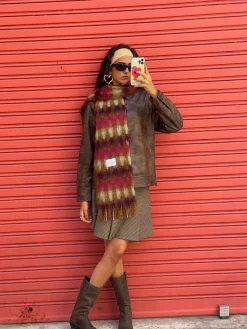 Susmie's Brown Eyed Girl Scarf< Scarves | Scarves
