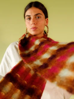 Susmie's Brown Eyed Girl Scarf< Scarves | Scarves