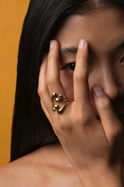 Susmie's Bulerias Ring< Golden
