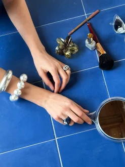 Susmie's Carey's Washed Silver Bracelet< Bracelets