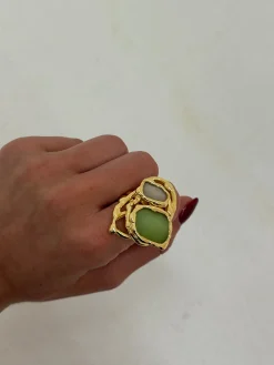 Susmie's Como el mar Green Ring< Stone | Golden