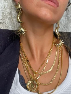 Susmie's Galaxy Earrings< Golden
