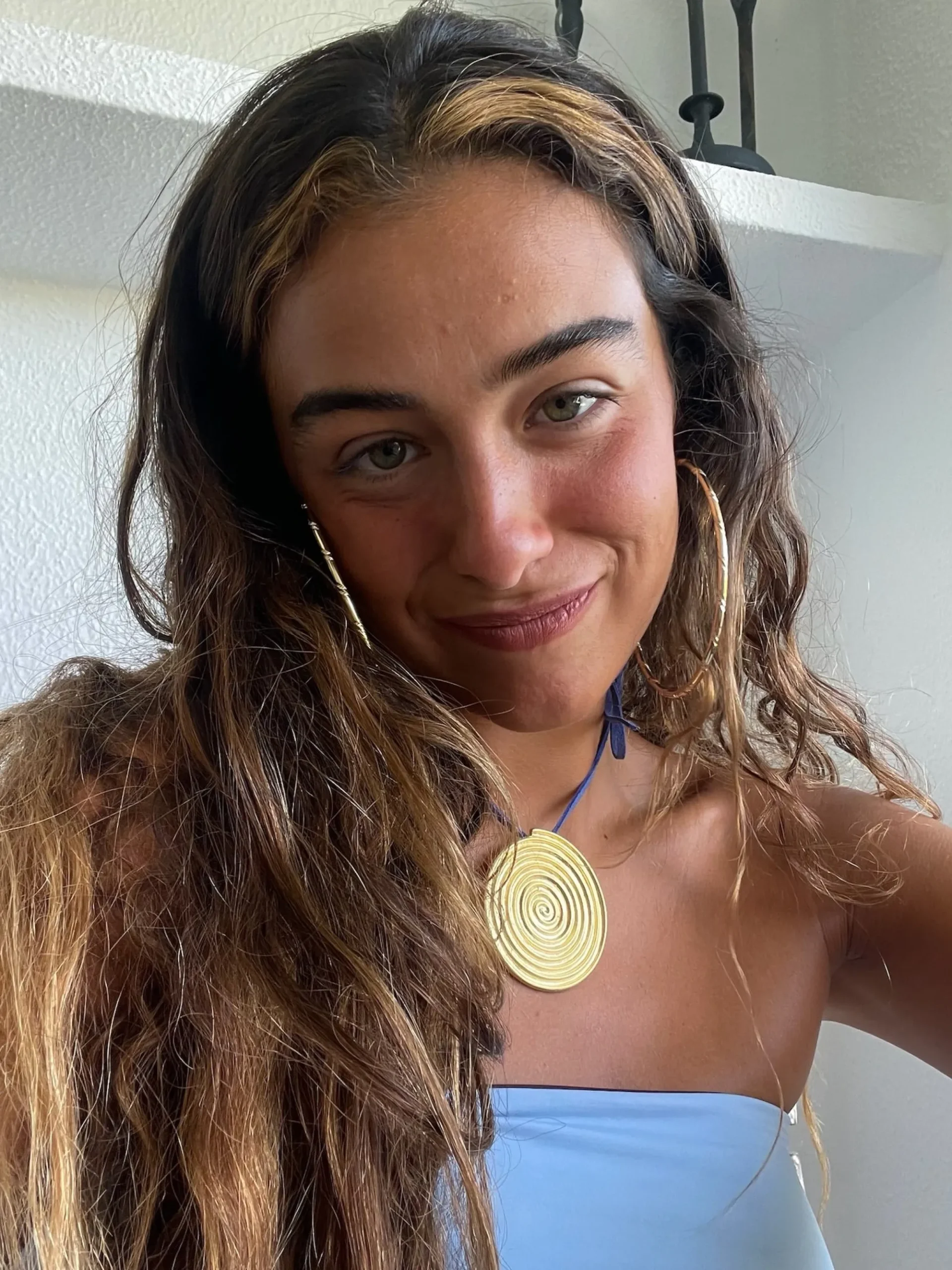 Susmie's Hermetic Hoops< Golden