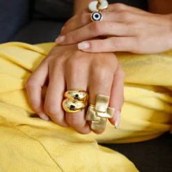 Susmie's Jim Croce Ring< Golden