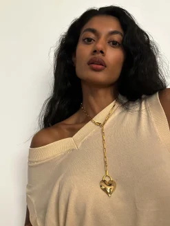 Susmie's Let Me Go Necklace< Golden