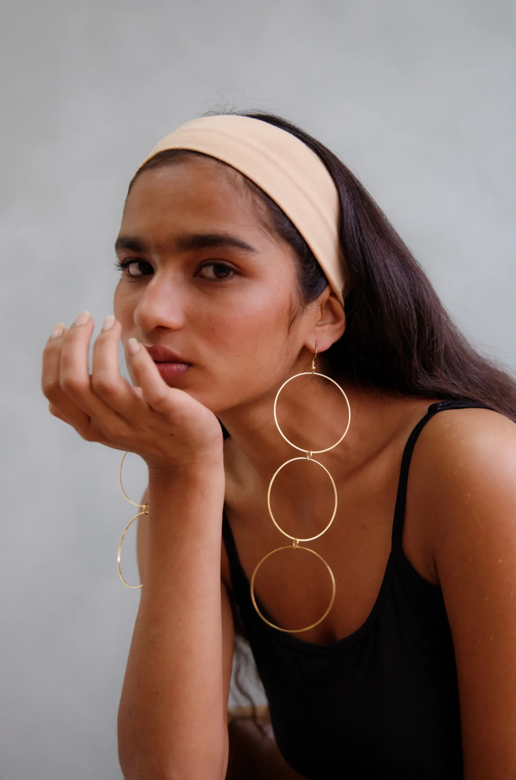 Susmie's Maxi Leo earrings< Golden