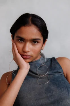 Susmie's Maxi Leo Silver Earrings< Silver
