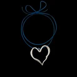 Susmie's Melted Heart Medallion Silver< Silver