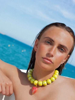 Susmie's Menina Green Necklace< Stone