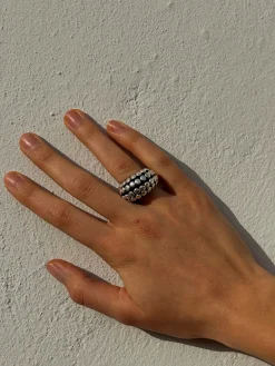 Susmie's Rockin Black Ring< Resin