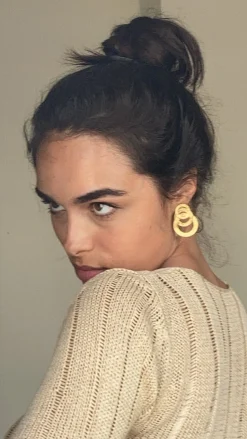 Susmie's Show me How Earrings< Golden