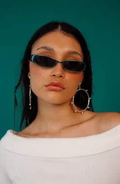 Susmie's Third Wheel Hoops Silver< Silver