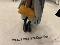 Susmie's Vito Bag Camel< Bags